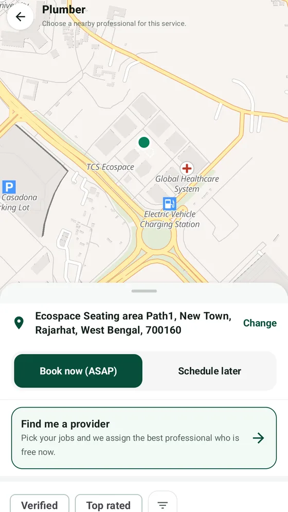 Destora app screen showing nearby plumbers on a map with Book now and Schedule later options